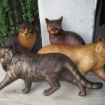 13. Kočky, lipové dřevo, rozměry-v životní velikosti